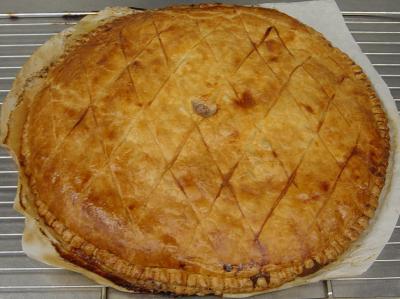 Tourte de poulet à la fondue de poireaux